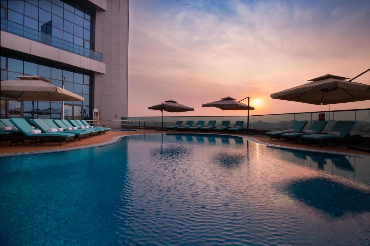 דובאי Millennium Place Barsha Heights Hotel מראה חיצוני תמונה